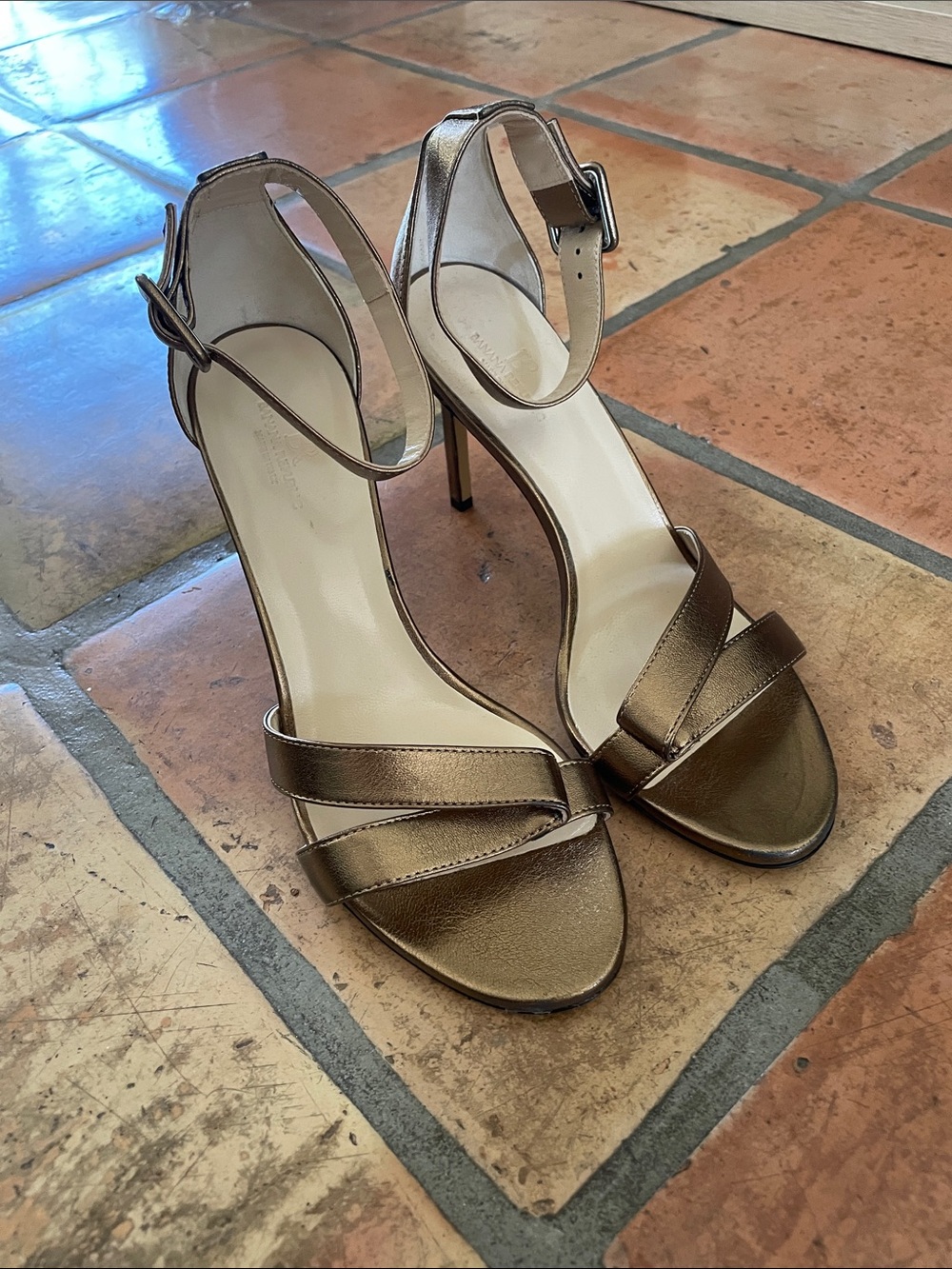 Banana Republic Gold Leather Stiletto Sandal Size 11